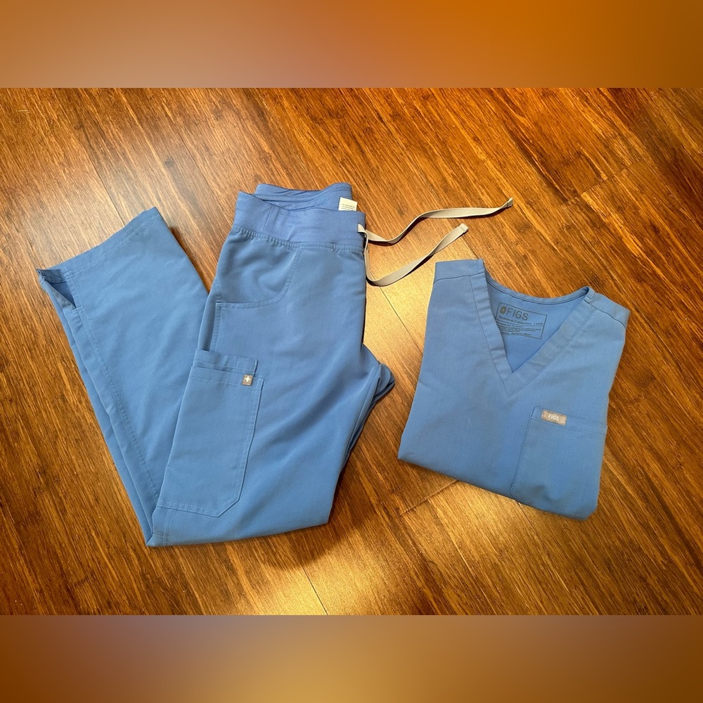 Figs scrubs